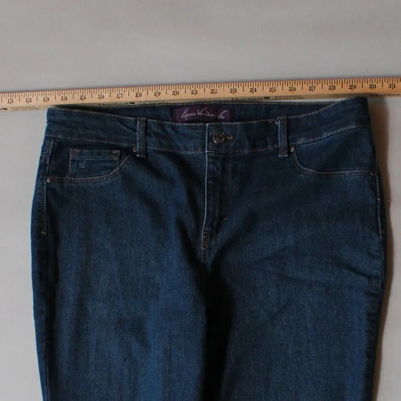 Gloria Vanderbilt Stretch Jeans - Picture 3 of 6